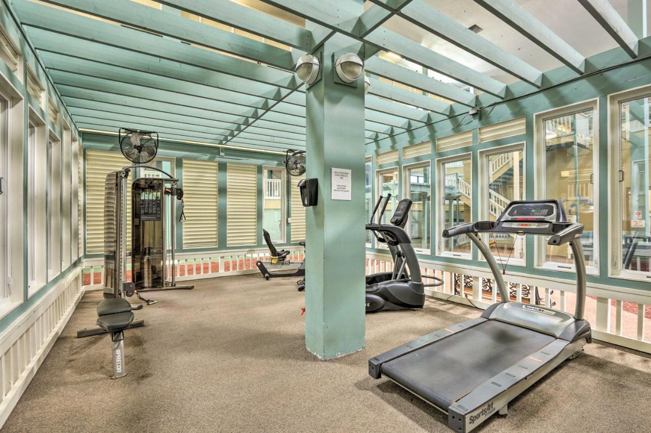 Newly Renovated Hilton Head Retreat, Walk To Beach Hilton Head Island Exterior photo